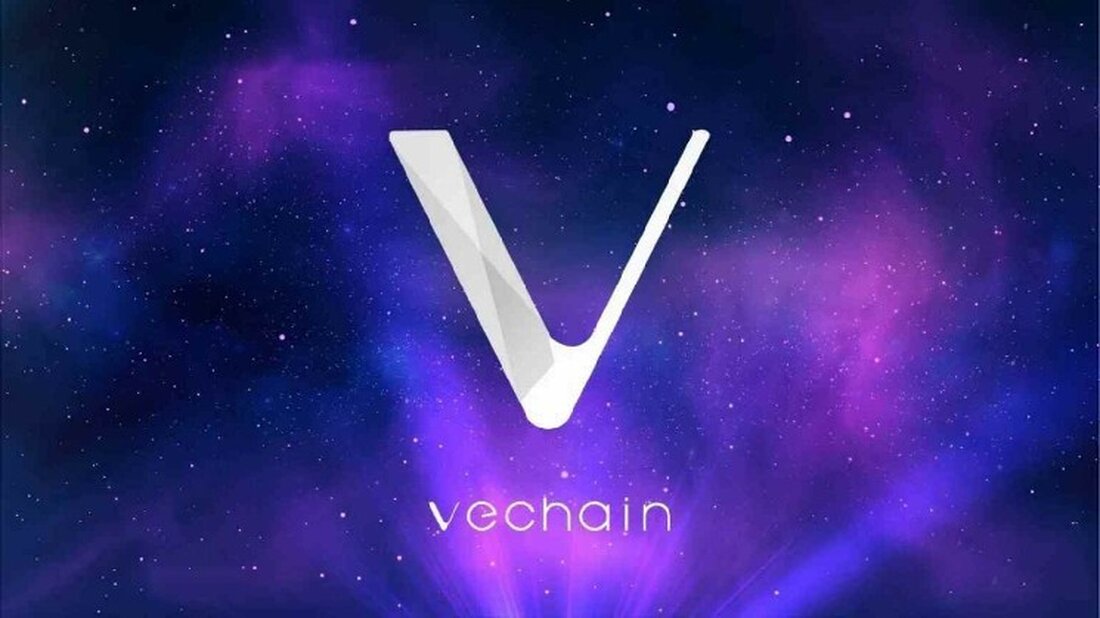 VeWorld-Wallet: Neue Funktionen und Partnerschaften Das VeWorld-Wallet hat kürzlich bedeutende Updates erhalten, die die Benutzererfahrung erheblich verbessern. Eine der herausragenden Neuerungen ist die Unterstützung für native Token-Swaps. Dieses Feature ermöglicht es Nutzern, verschiedene Token direkt im Wallet zu tauschen, was den Transaktionsprozess erheblich vereinfacht und beschleunigt. Zusätzlich wurde die Benutzeroberfläche des Wallets neu gestaltet. Diese Verbesserungen in der Benutzererfahrung (User Experience, UX) zielen darauf ab, die Navigation innerhalb der App intuitiver und ergonomischer zu gestalten. Ein weiterer wichtiger Schritt ist die Integration einer Fiat-On/Off-Ramp über die Partnerschaft mit Coinify. Dies ermöglicht es den Nutzern, Fiat-Währungen einfach in Kryptowährungen zu konvertieren …