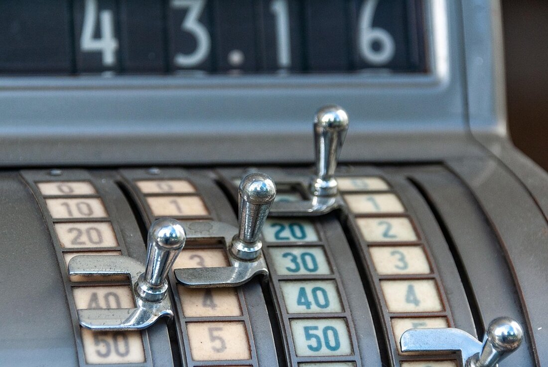 Galaxy wählt Delaware als Standort für Wachstumsstrategien Galaxy hat bekannt gegeben, dass das Unternehmen sich für Delaware als Standort entschieden hat. Die Entscheidung wurde aufgrund des günstigen Unternehmensumfelds getroffen, das es ermöglicht, mit anderen börsennotierten Unternehmen effektiv zu konkurrieren. Delaware ist bekannt für seine unternehmensfreundlichen Gesetze und Vorteile, die speziell für Unternehmen entwickelt wurden. Dies beinhaltet nicht nur steuerliche Vergünstigungen, sondern auch eine schnelle und effiziente Unternehmensregulierung, die es Firmen ermöglicht, sich schnell auf Marktveränderungen einzustellen. Zusätzlich ist Delaware ein attraktiver Standort für Investoren, was für Galaxy vorteilhaft ist, um die eigenen Wachstumsziele zu erreichen und das Unternehmen weiterzuentwickeln. Die …